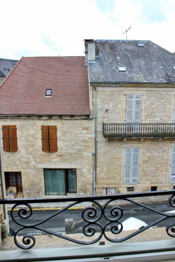 Un Joli Pied A Terre Apartment Montignac-Lascaux Ngoại thất bức ảnh