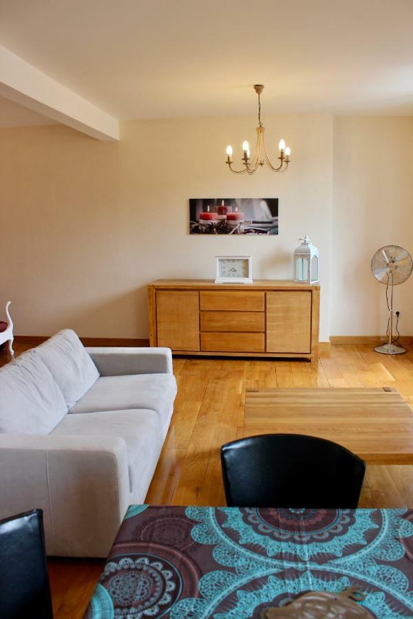 Un Joli Pied A Terre Apartment Montignac-Lascaux Ngoại thất bức ảnh